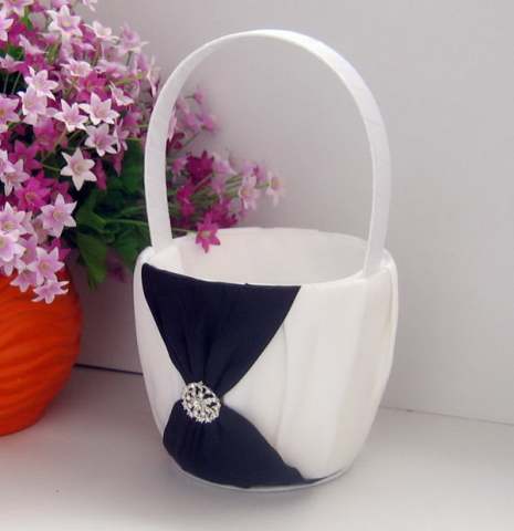 Wedding Isle White Flower Girl Petal Basket with Black Ribbon & Diamante Stud Design